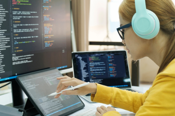 Holberton Coding School